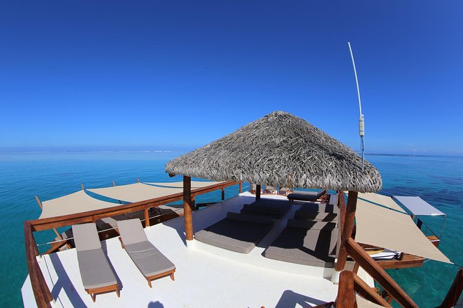 Cloud 9 Half Day Tour Inclusive of Food & Bar Coupon Plus Transfers - A floating bar that actually feels like an event