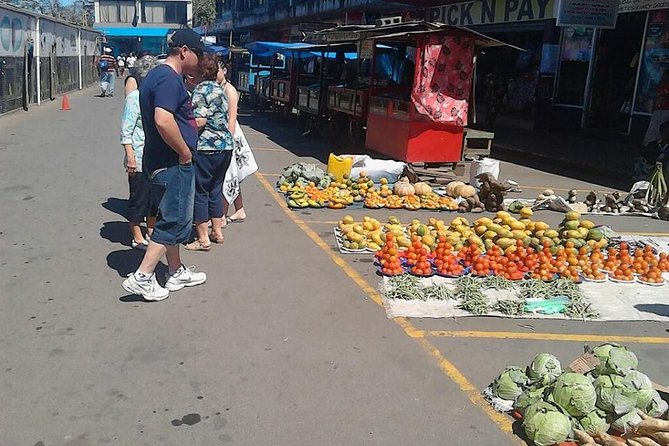 "Coral Coast Adventure: Pottery, Kava, Meke, Dunes & Temple'' - Sigatoka municipal market: quick local color and small shopping bursts