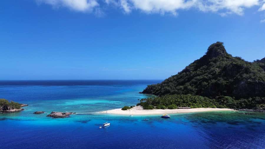 Fiji: Authentic Fijian Day Cruise by Boat - Snorkeling equipment and the crew’s coaching style