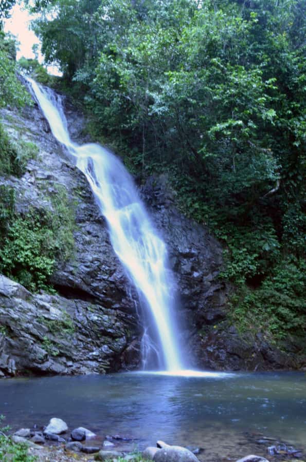 Fiji Biausevu waterfall & Village Tour - Baravi handicrafts, lunch, and the calm break in the middle