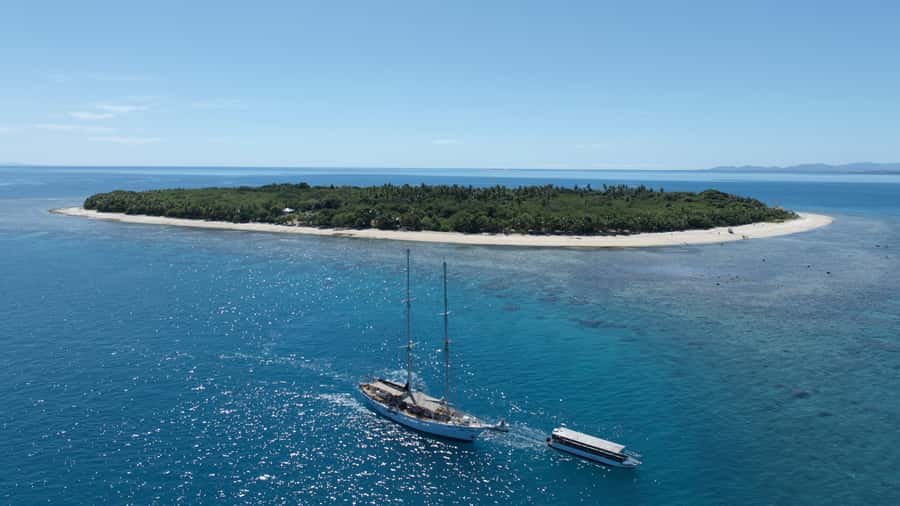 Fiji: Captain Cook Cruises - Island & Reef Day Trip - The tall ship experience, and the vessel swap you should know about