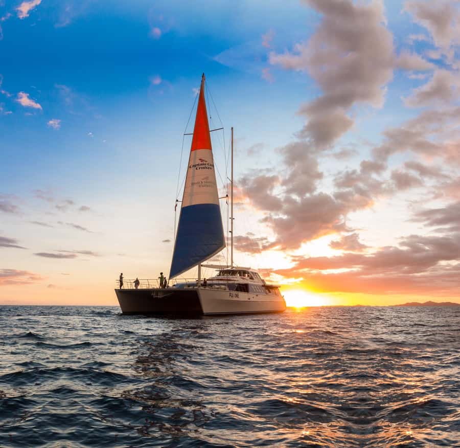 Fiji: Captain Cook Cruises Sunset Dinner Cruise - Quick highlights