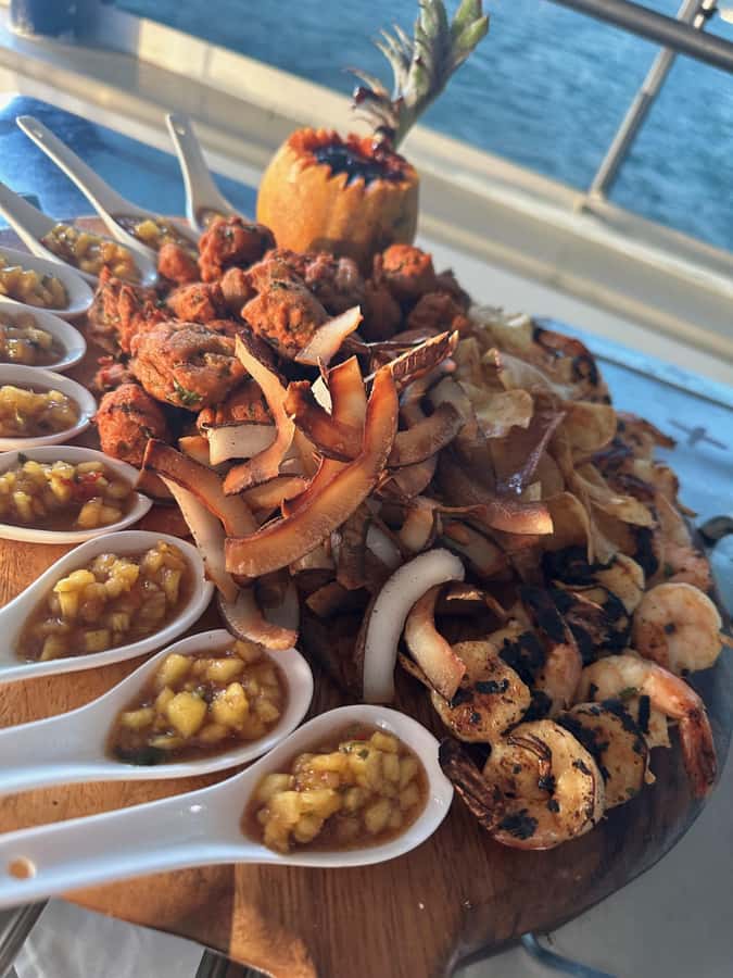 Fiji: Captain Cook Cruises Sunset Dinner Cruise - Why a Fiji sunset dinner cruise feels like money well spent