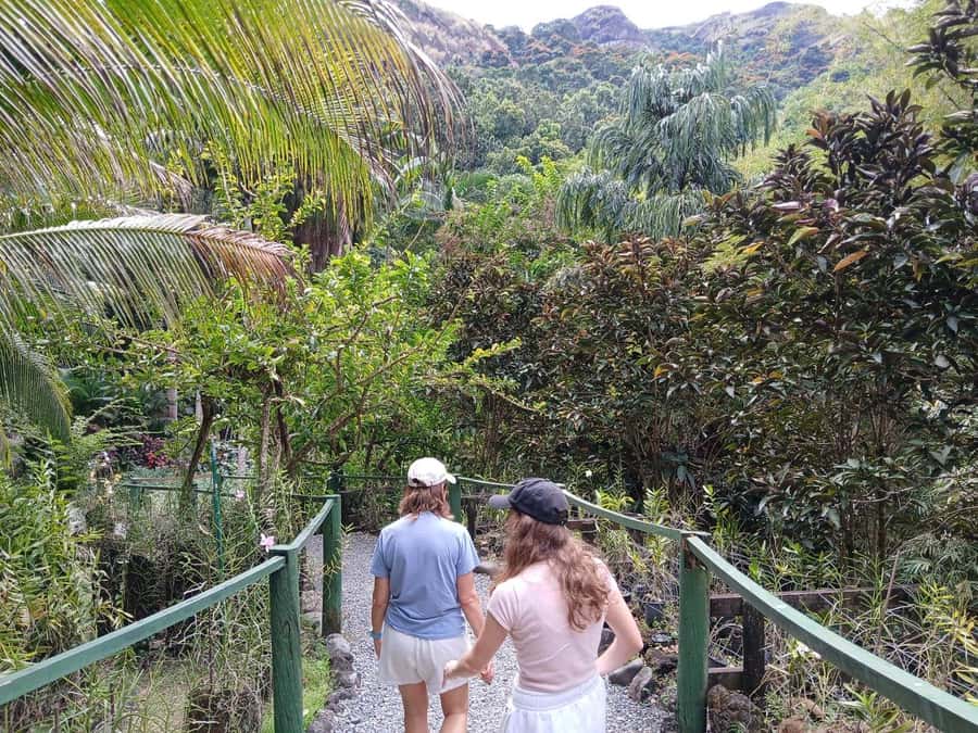 FIJI: Garden of the Sleeping Giant Tour - What to bring (and what to skip)