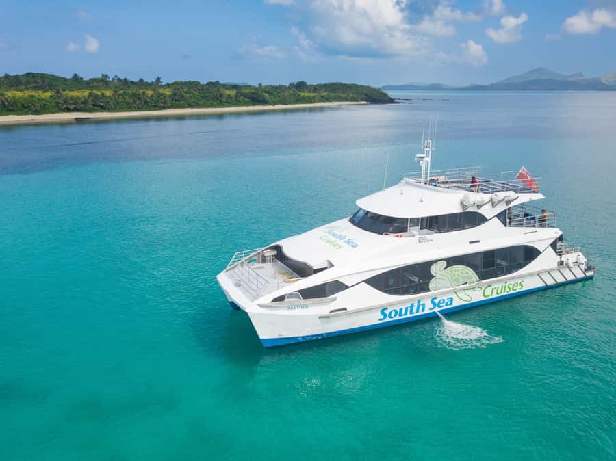 Fiji: Yasawa Islands Explorer Cruise with Lunch - Timing, transfers, and why this day runs long
