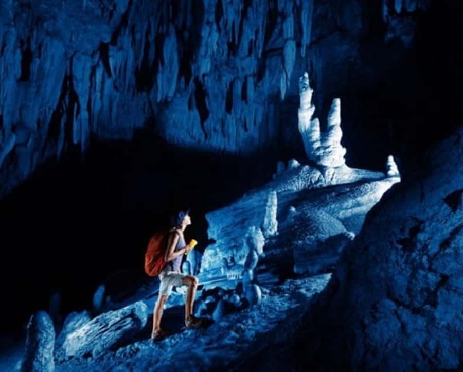 Nadi: Abseiling, Zipline, and Cave Tour with Meal - The 40m abseil into Tau Cave, plus two more rappels