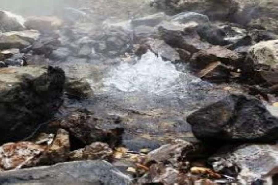 Nadi: Mud Pool and Hot Spring Private Tour - The mud pool portion: What you’re really paying for