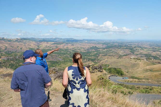 Nausori Highland Tour - Traditional lunch and a waterfall swim that cools you down