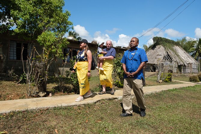 Nausori Highland Tour - Hotel pickup and the ride east from Nadi
