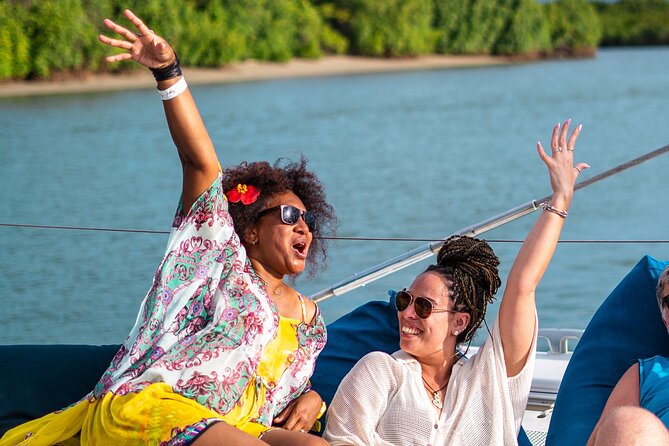 Sabre Sunset Cruise with BBQ Dinner & Drinks - BBQ dinner and canapés, what you get and why it matters