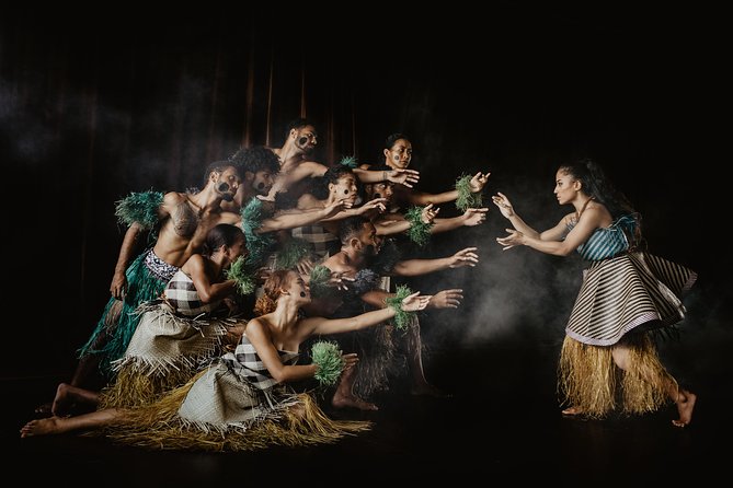 VOU Fiji Shows: Fiji Untold, From Fiji With Love & More! Dinner! - Key things to know before you go