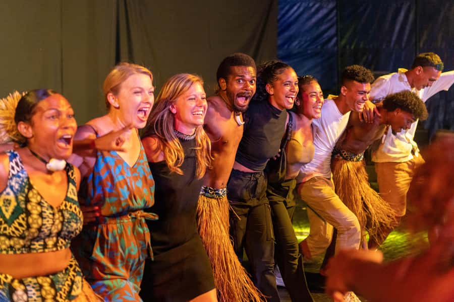 VOU: Fiji Untold Live Stage Show with Dinner & Drumming - Getting from Denarau and Nadi: pickups, the ride, and what to expect